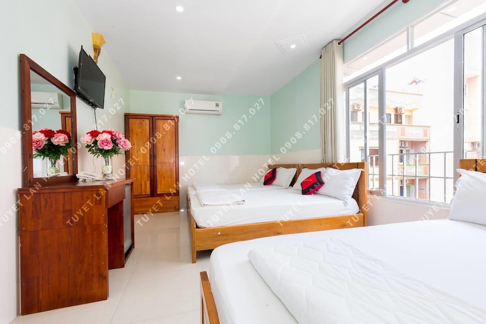 Tuyet Lan Hotel 30/63