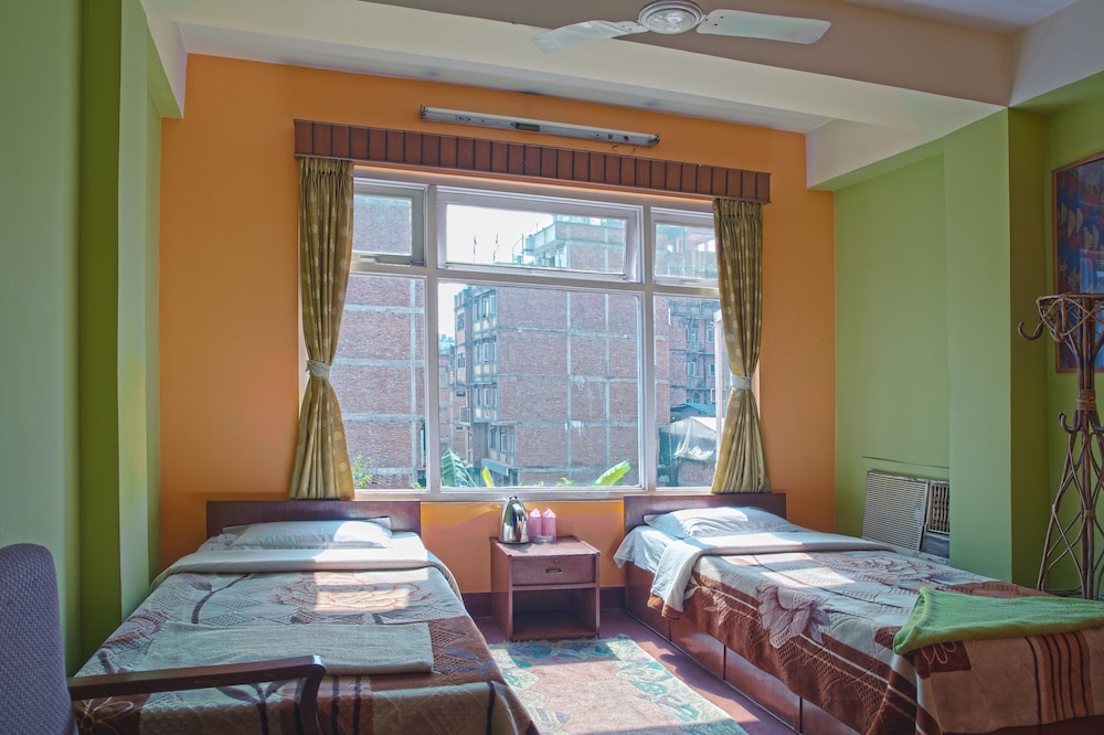 Hotel Discovery Inn 21/49