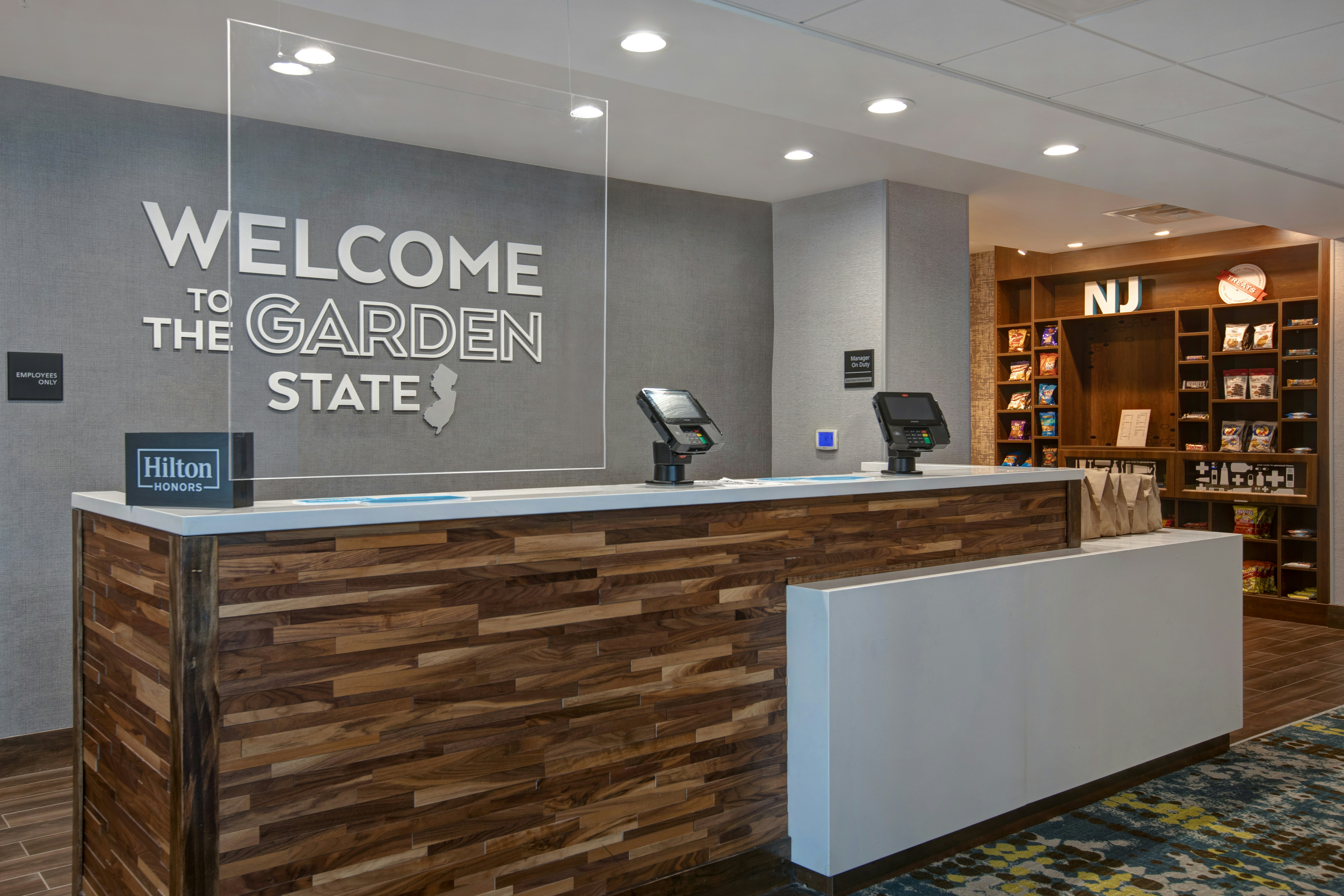 Lobby at HAMPTON INN SUITES DEPTFORD NJ, DEPTFORD - NJ