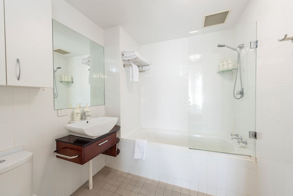 Adabco Boutique Hotel Adelaide 58/60