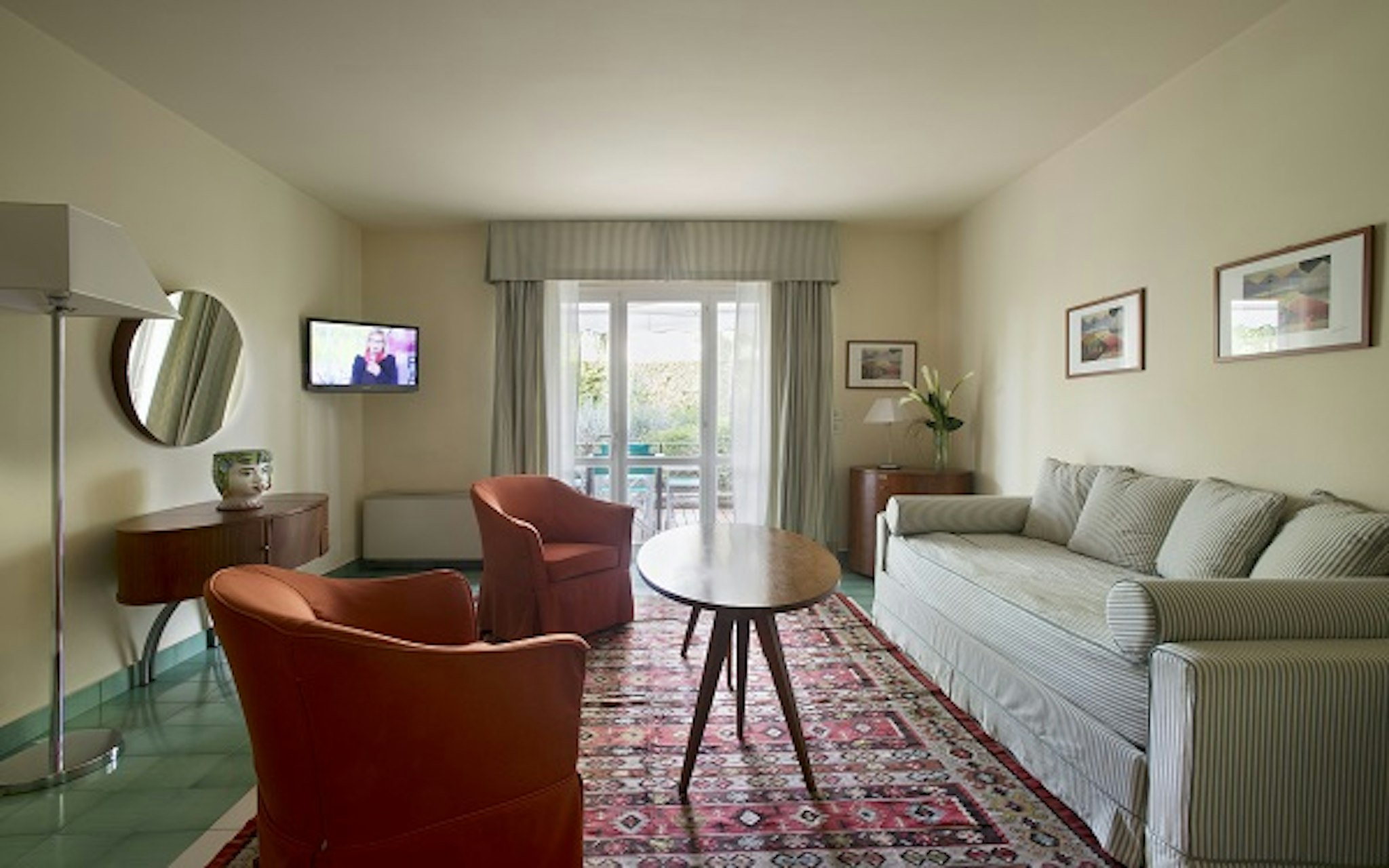 Hermitage Hotel And Resort 50/79
