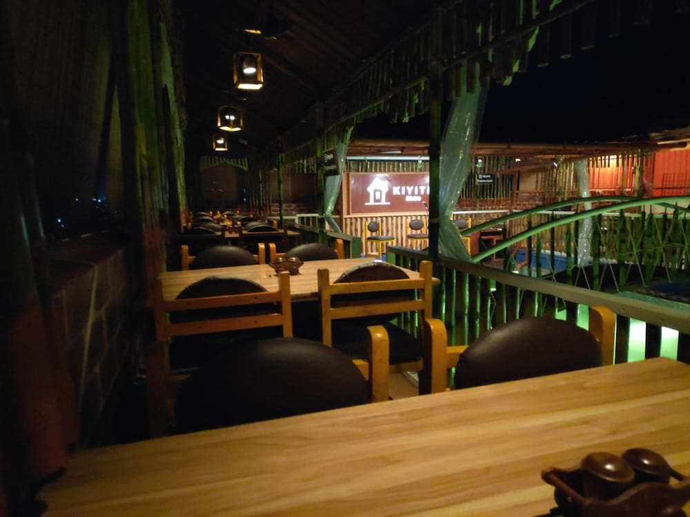 Hotel Vassi Palaze 25/32