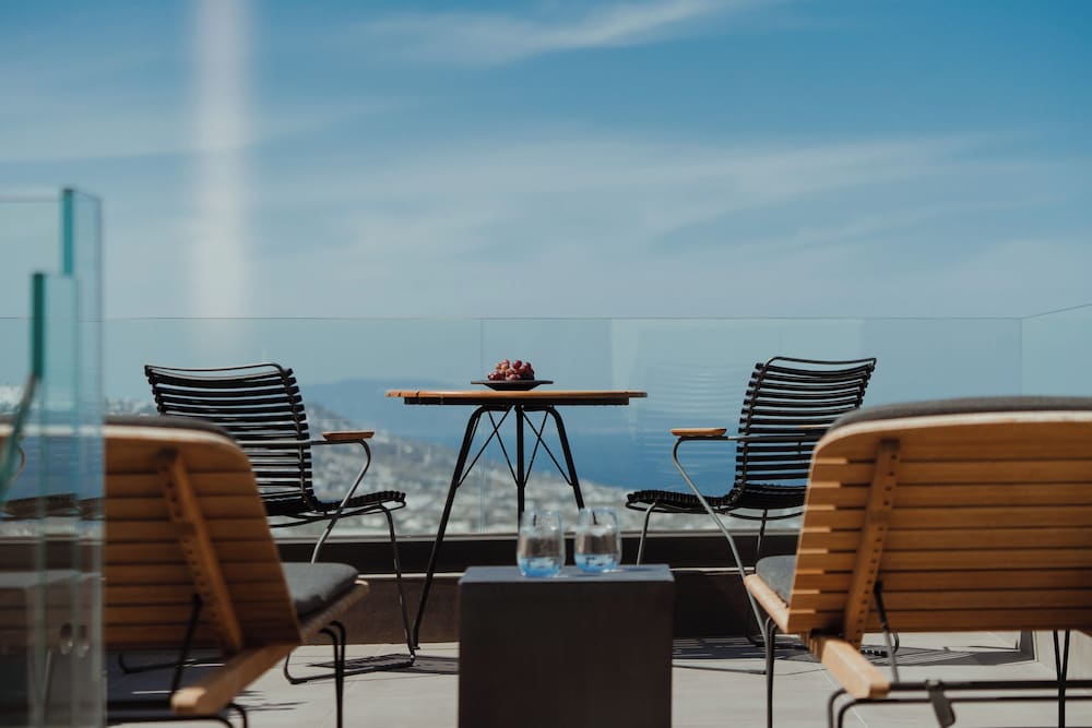 Apikia Santorini Suites - Adults Only 85/85