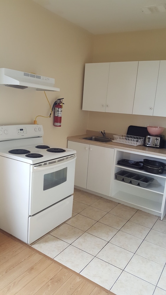 Prince Arthur Waterfront Hotel & Suites 20/43