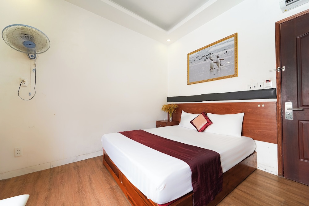 Collection O Eva Hotel District 8 Near Ben Thanh Market 13/39