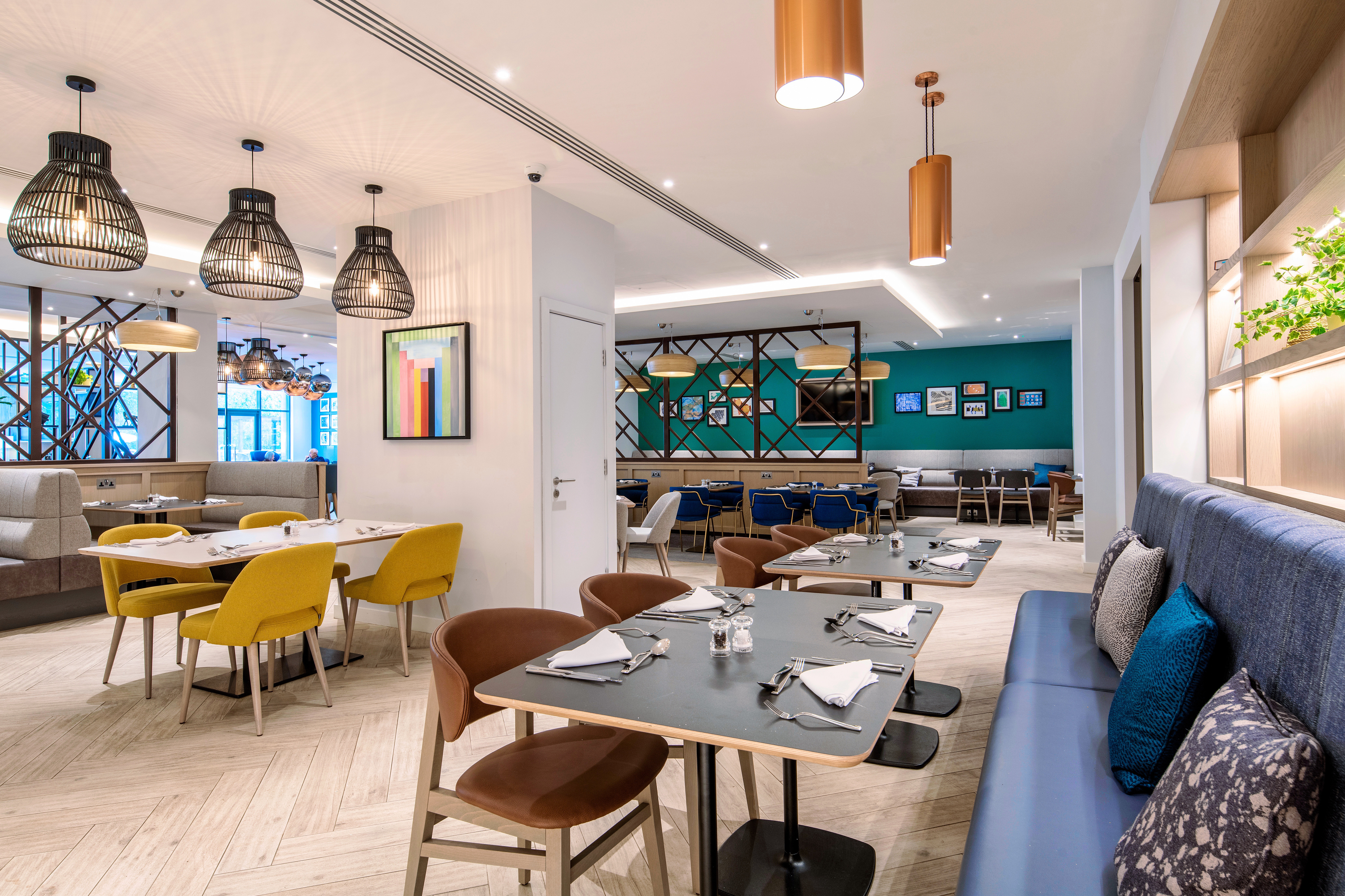 Holiday Inn London Shepperton 27/43