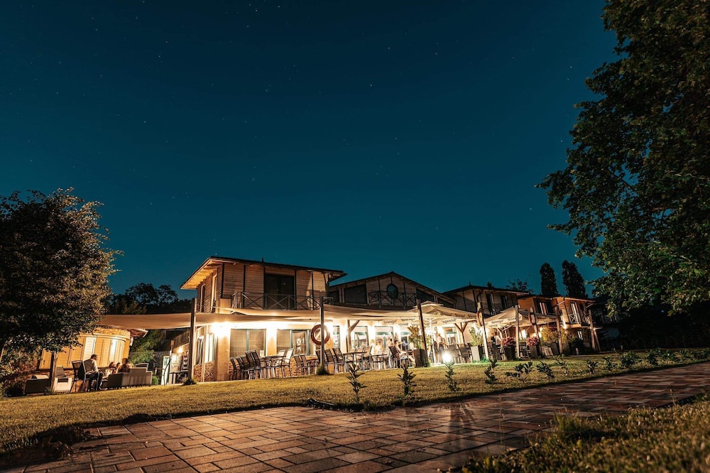 Duna Garden Hotel 35/40