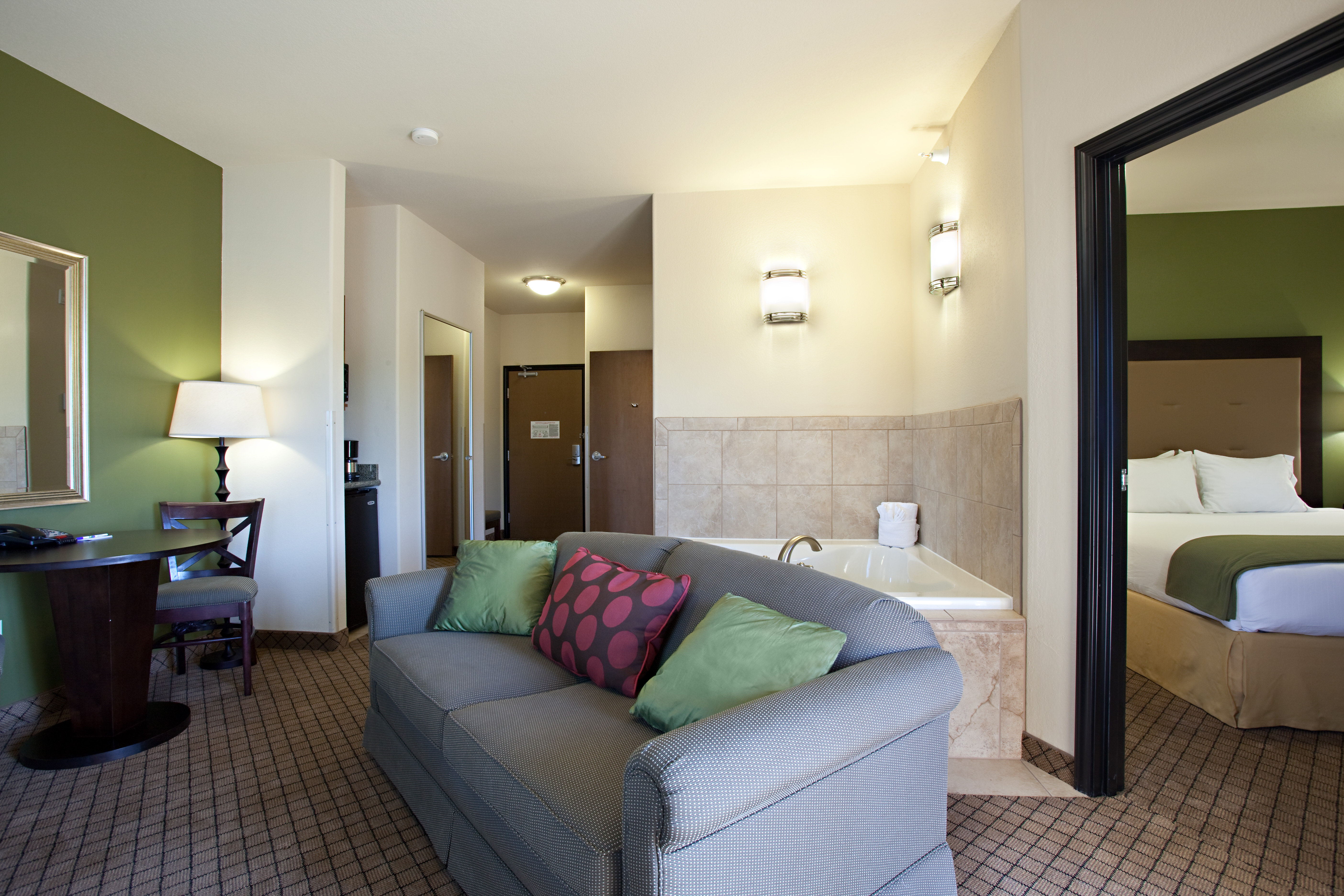 Holiday Inn Express And Suites Silt Rifle 24/34