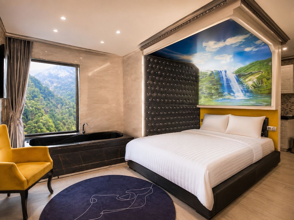 AYDER DOGA RESORT 23/84
