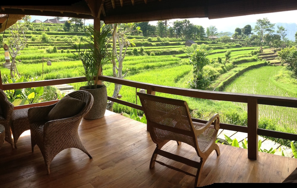 Sawah Indah Villa 12/86