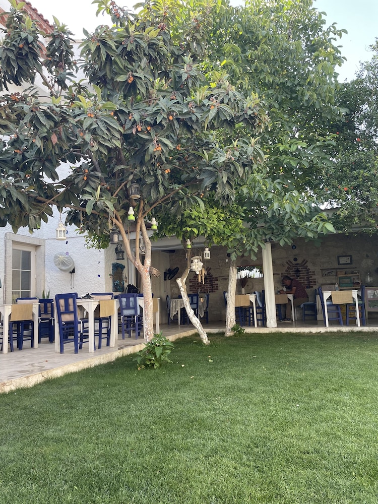 Alacati Umitev Boutique Hotel 45/50