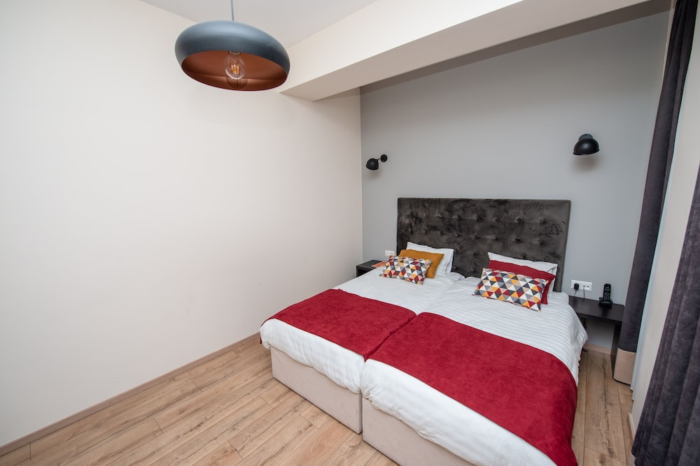L M Club Hotel, Tbilisi 14/51