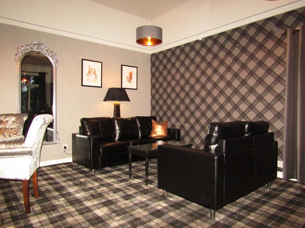 Kingswood Hotel 20/32