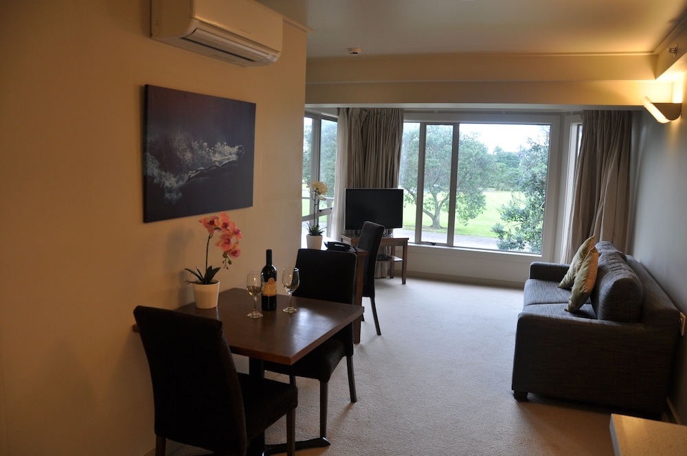 Ocean Breeze Hotel Takapuna 20/41