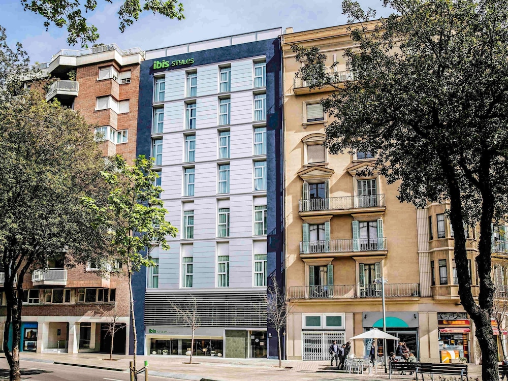 Ibis Styles Barcelona Centre Hotel 3/73