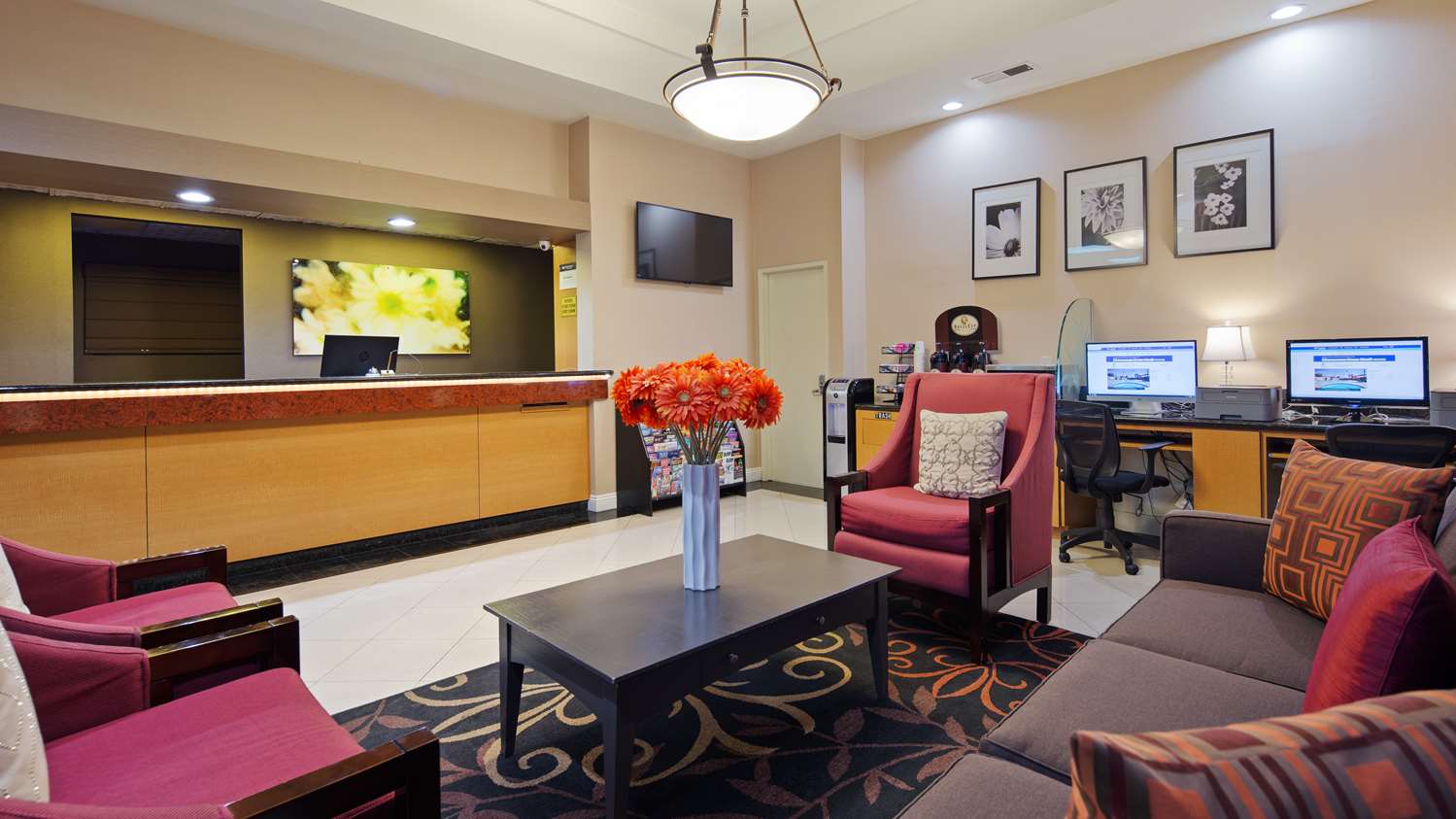 Best Western Pasadena Inn 24/35
