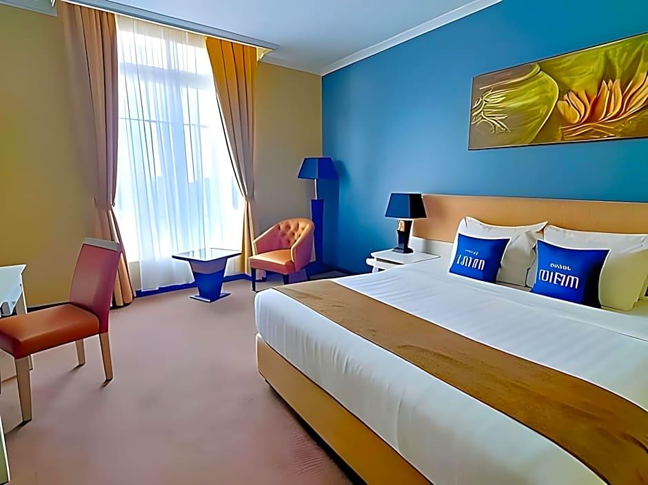 Hotel Dafam Semarang 10/47