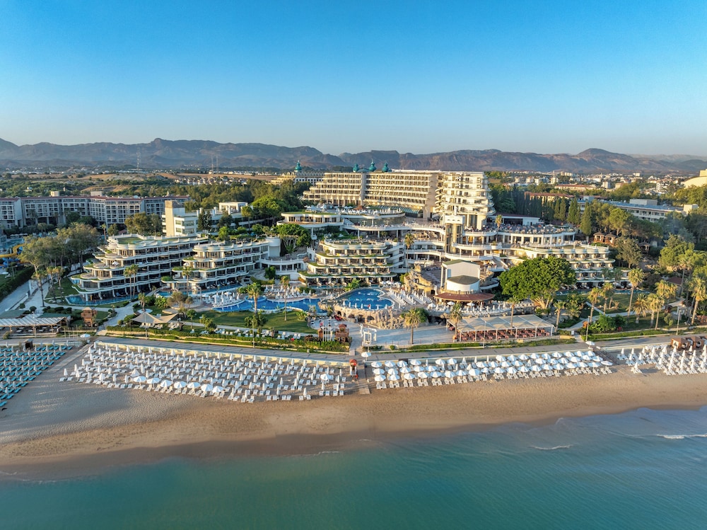 Sunrise Queen Resort 39/50