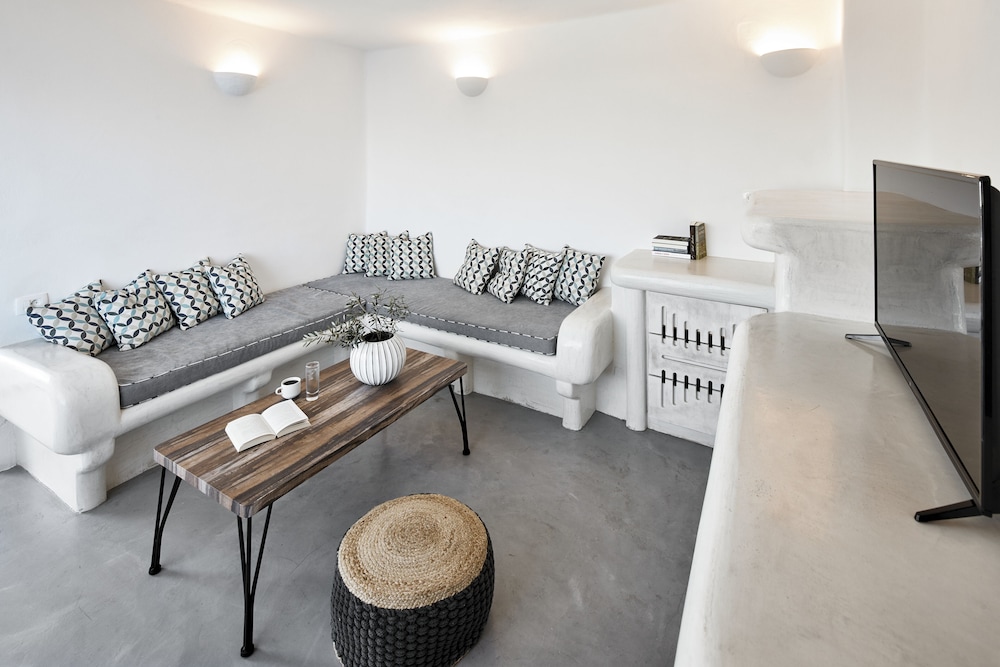 Suites of the Gods Cave Spa Hotel 18/50