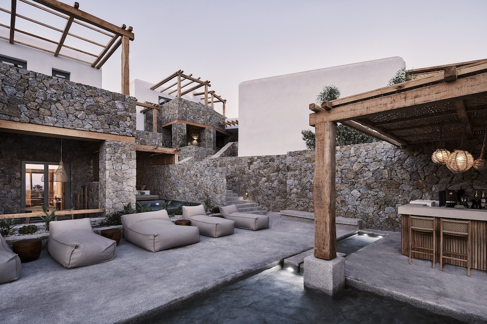 Archipelagos All Suites 24/50