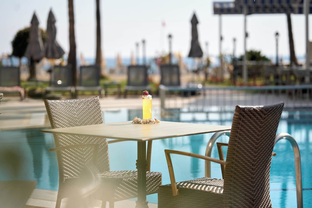 Elysee Beach Hotel 36/50