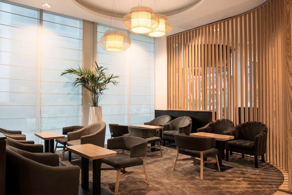 Park Inn by Radisson Brussels Midi 49/73