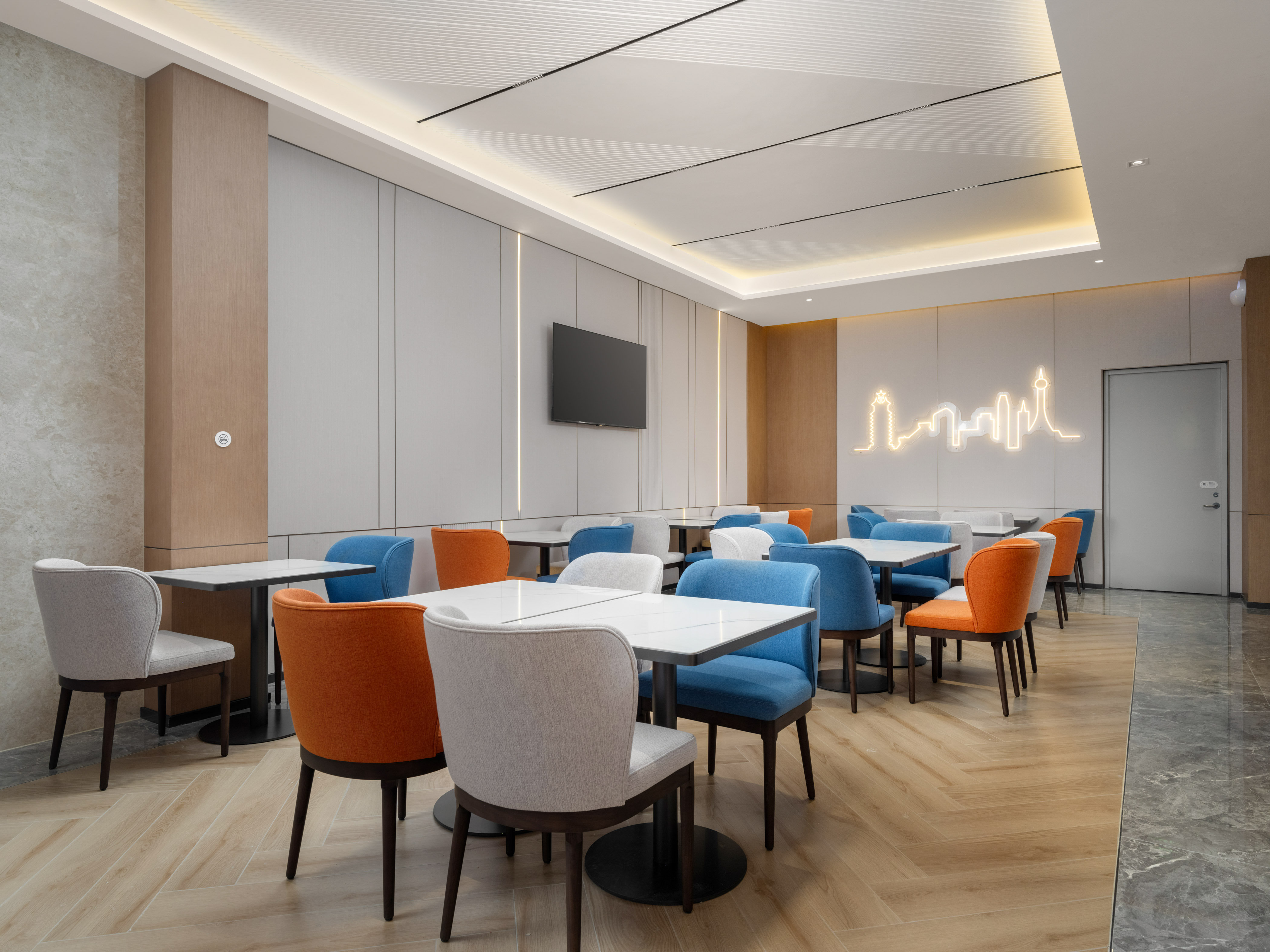 Holiday Inn Express Zhengzhou Nongye Road by IHG 36/39