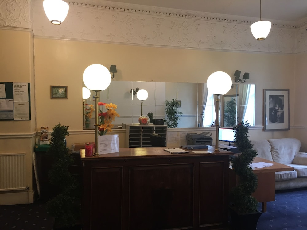Thanet Hotel Annex 34/46