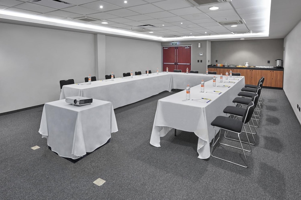 City Express by Marriott Monterrey Santa Catarina 25/32