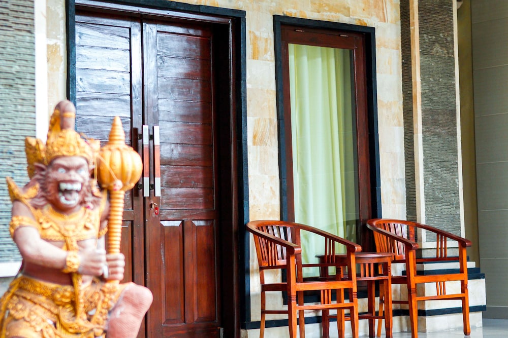 Putu Guest House 2 26/35
