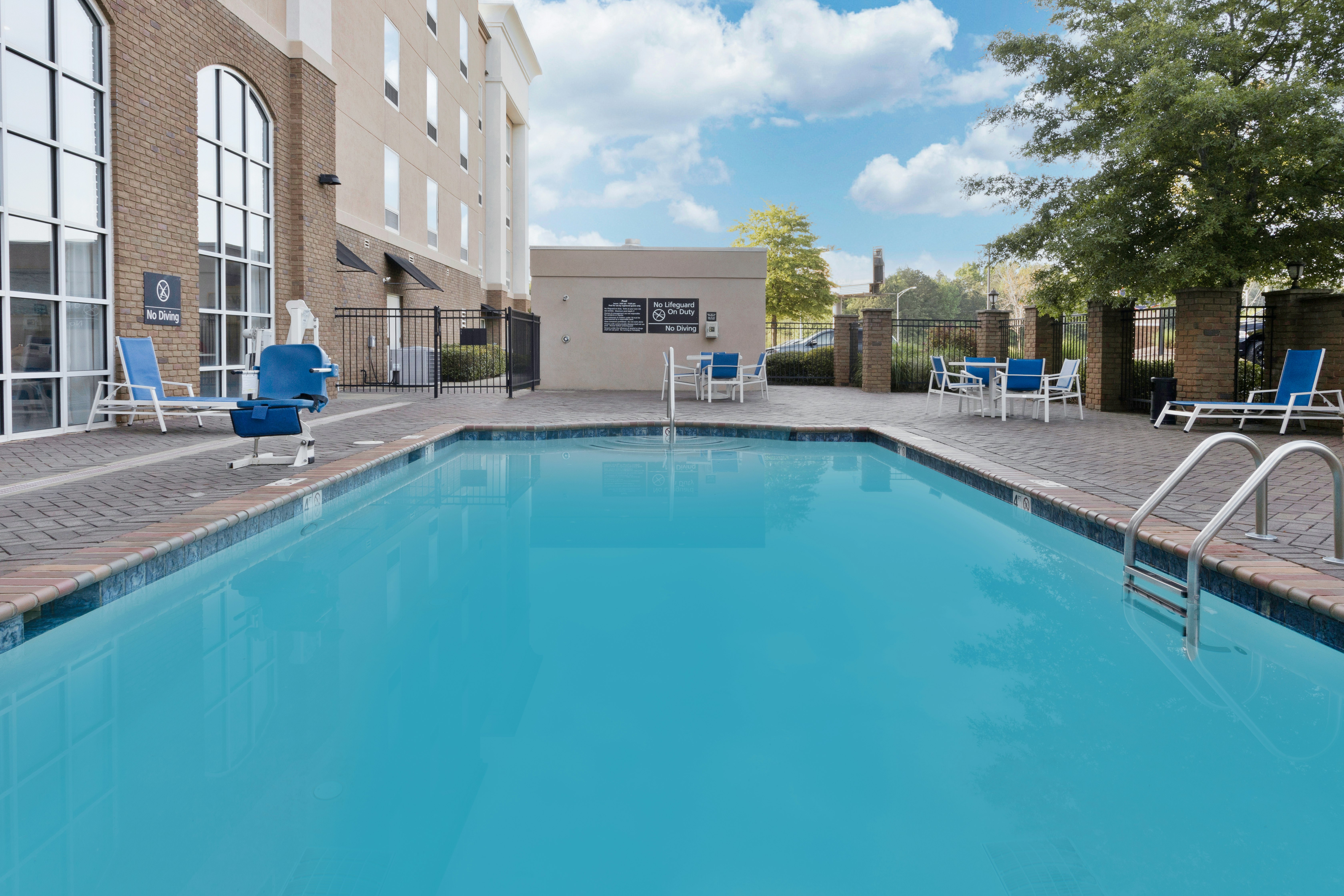Hampton Inn & Suites Phenix City- Columbus Area 69/69
