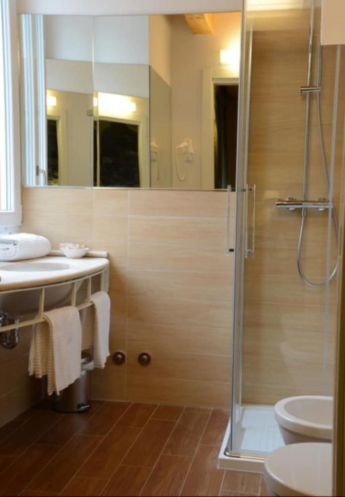 BORGO ANTICO HOTEL 68/69