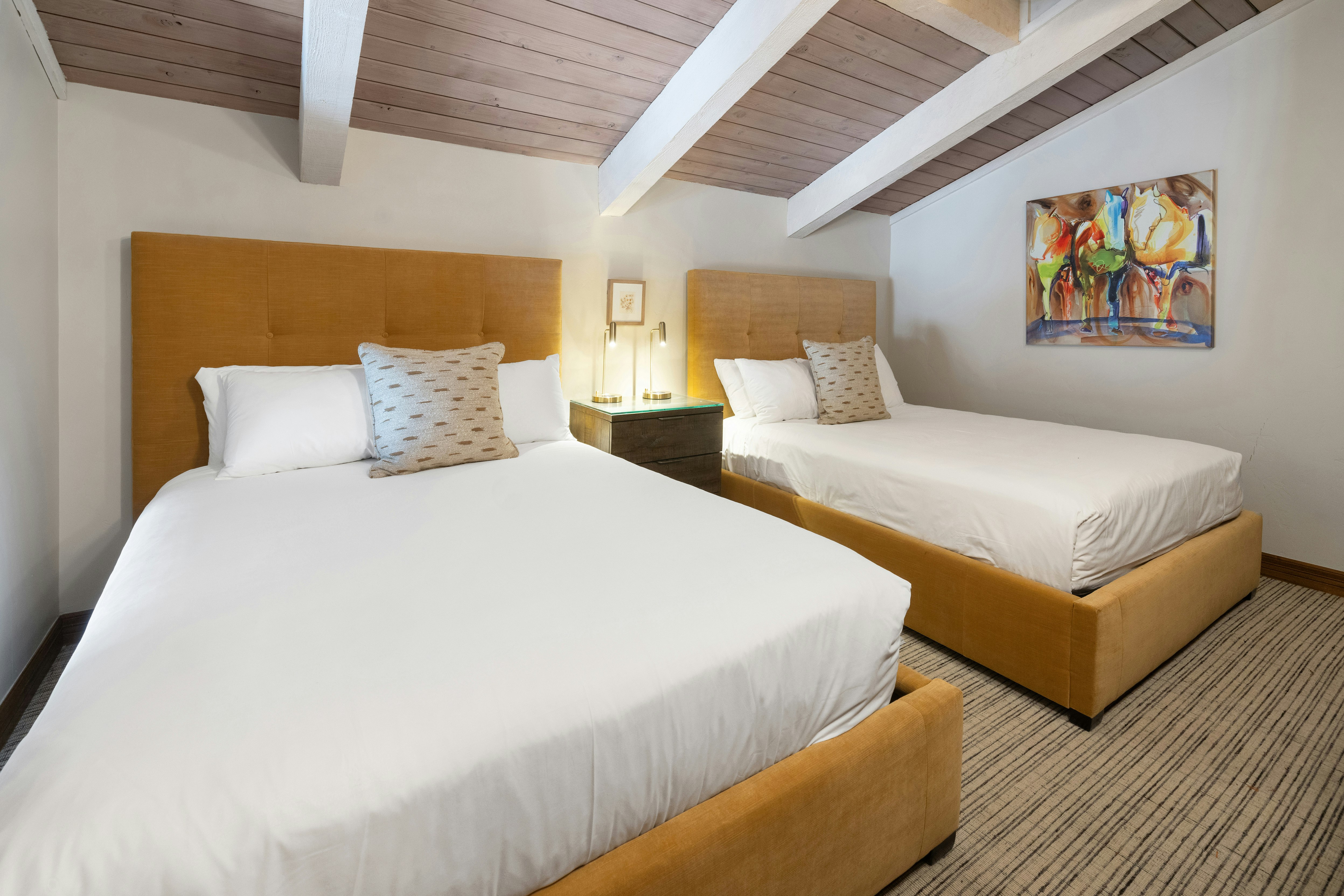 Lodge at Vail Rock Resorts 26/81