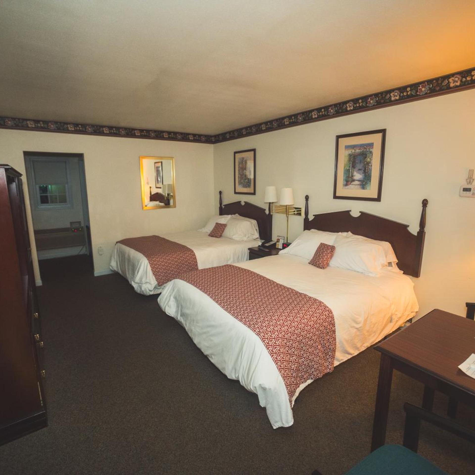 Chalet Motel Mequon 15/36
