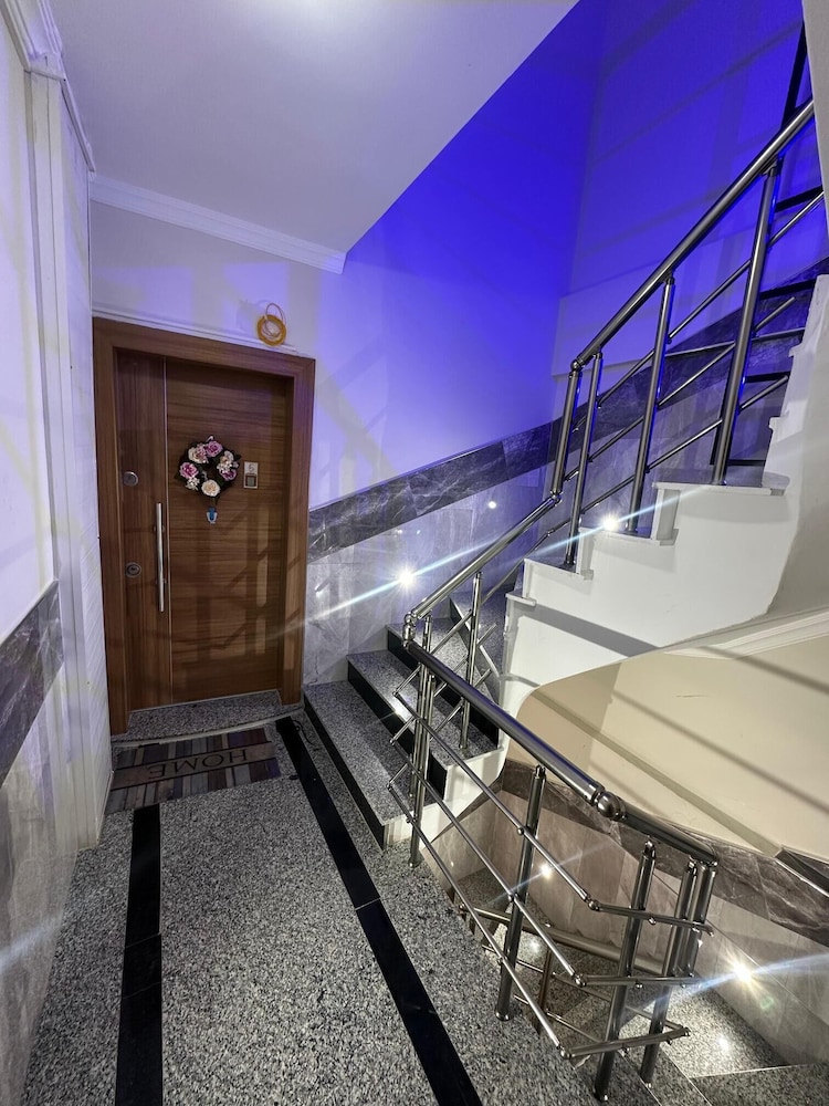 Mavi Restaurant & Apartments 1 34/50