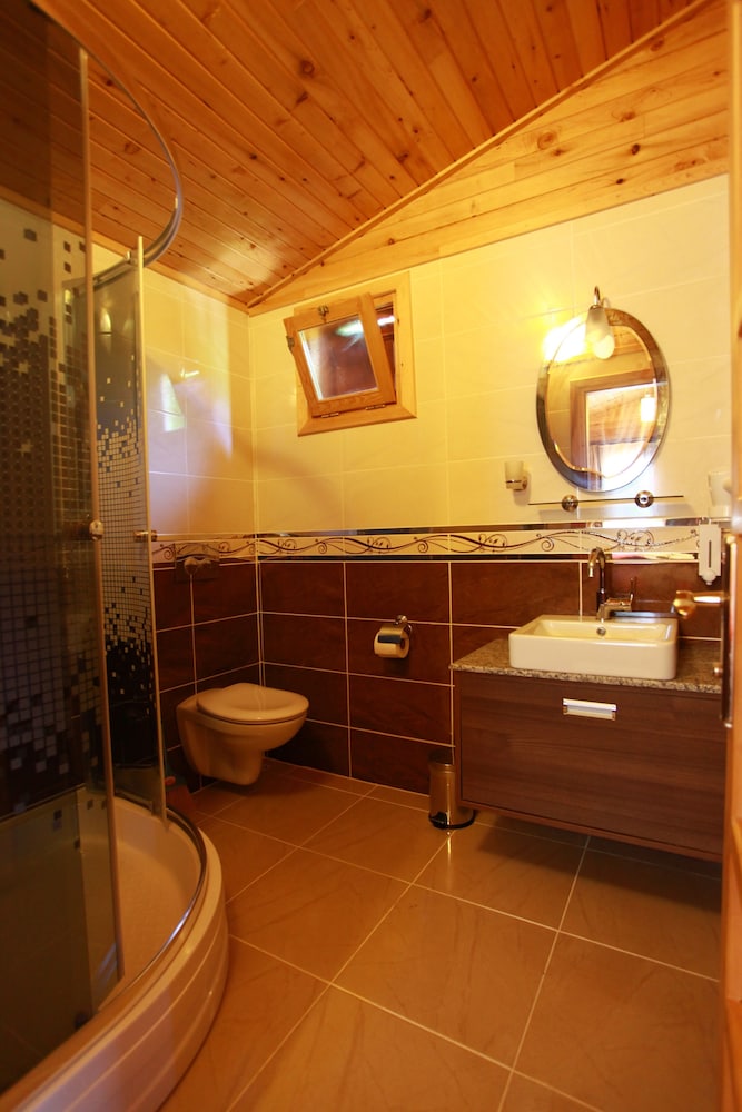 Baris Pension & Bungalows 49/50