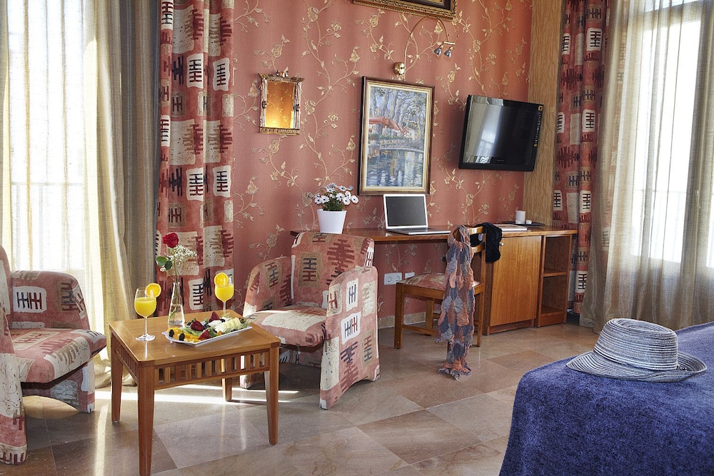 Porto Cristo Hotel 28/48