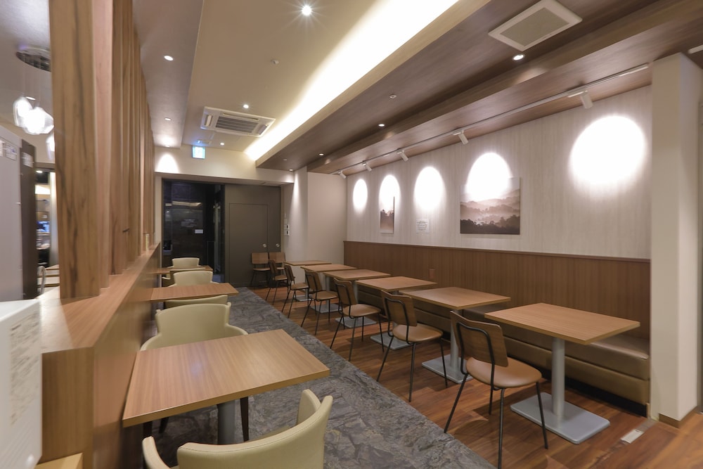 Shinsaibashi Grand Hotel Osaka 55/63