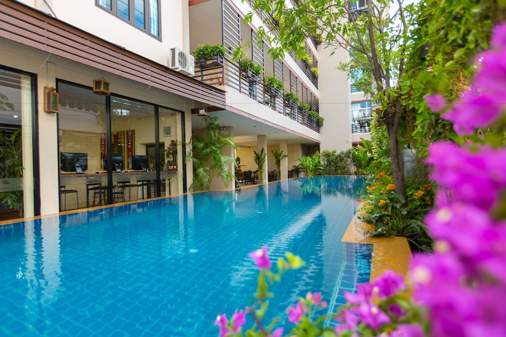 Chiang Mai Waroros Boutique Hotel (ex Baan Tai Wang Chiangmai) 8/71
