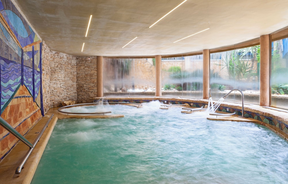 La Laguna Spa And Golf 34/66