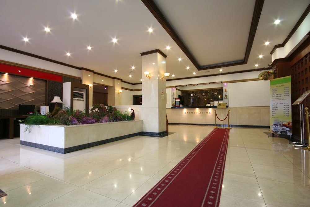 Hotel Amaranth 7/45
