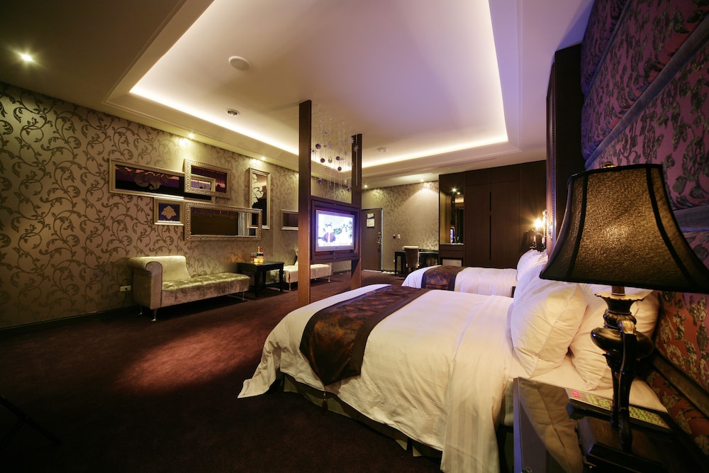 Dubai Villa Motel 25/69