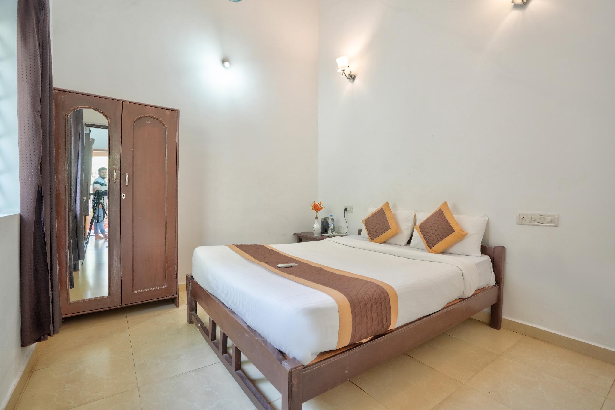 Studio, Double Bed