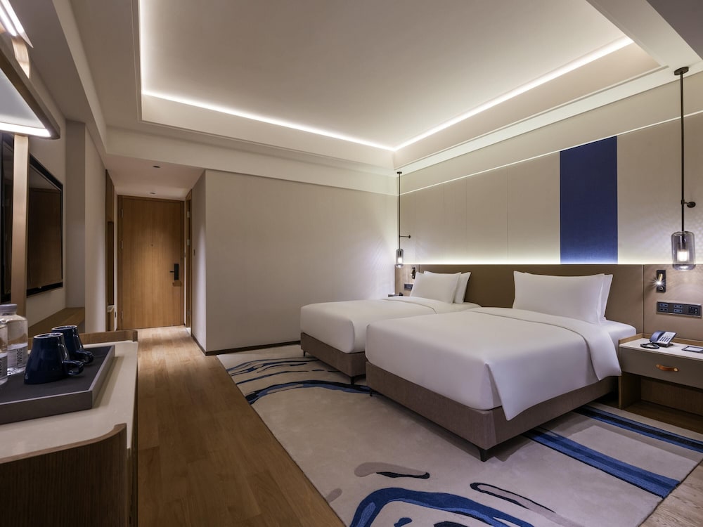 Novotel Shanghai JingAn 15/50