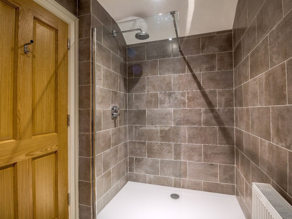 Kingstons Boutique Townhouse 38/39