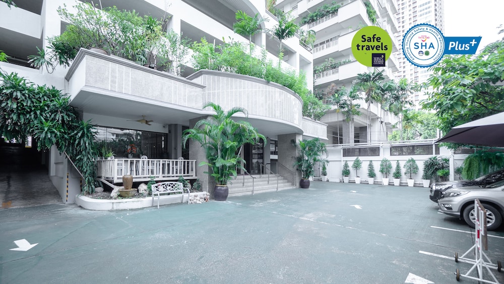 Yellow Ribbon Hills Boutique Suites 3/67