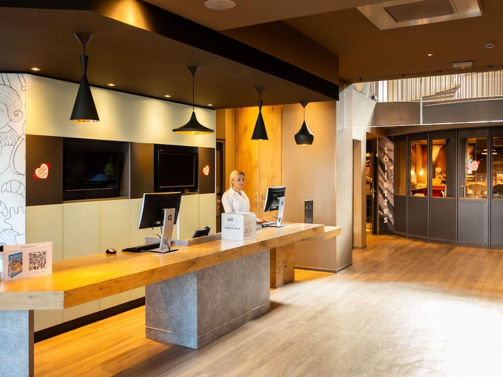 lobby