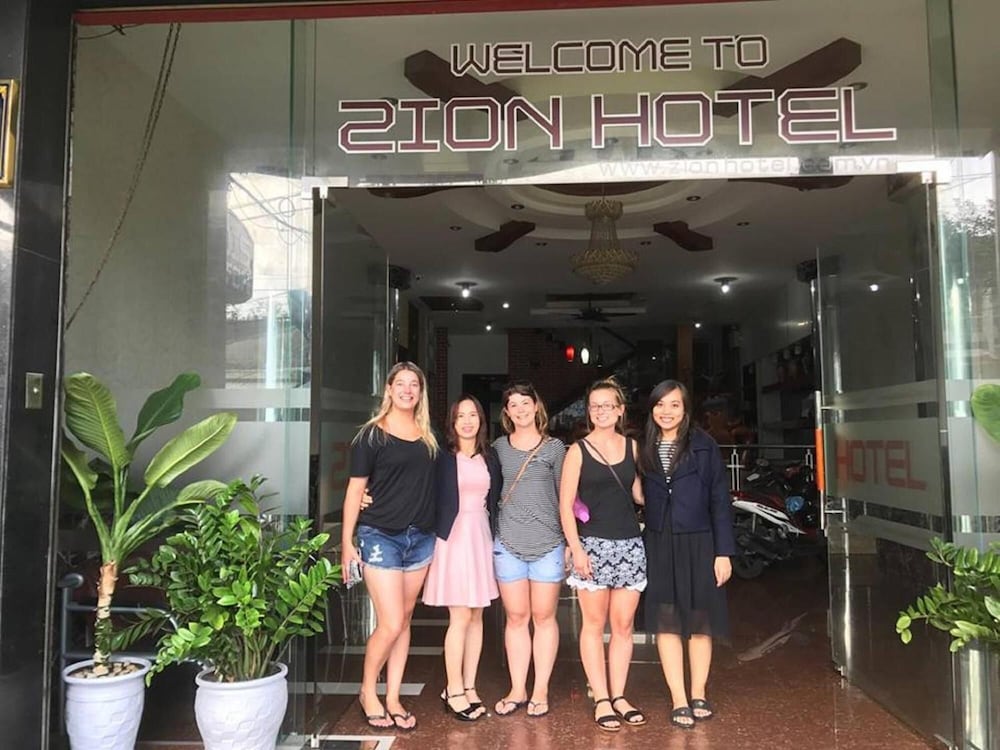 Salina Hotel 11/43