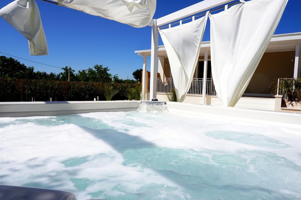 Villa Nucci 42/48