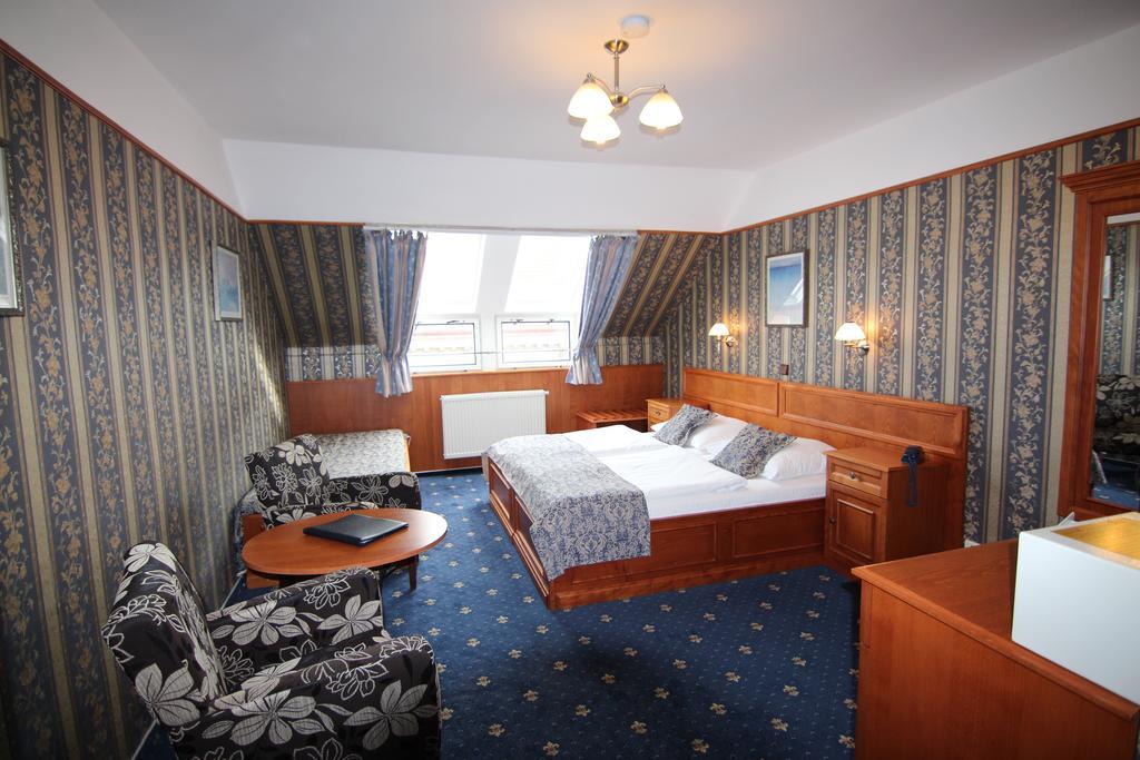 Old Prague Hotel 12/26